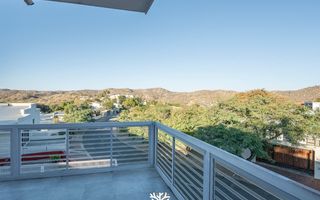 4 Bedroom House For Sale in Erospark, Windhoek