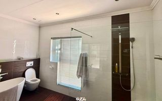 5 Bedroom House For Sale in Klein Windhoek, Windhoek