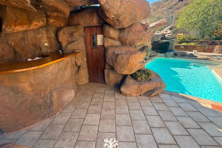 5 Bedroom House For Sale in Klein Windhoek, Windhoek