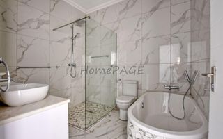 4 Bedroom House For Sale in Dolphin Beach