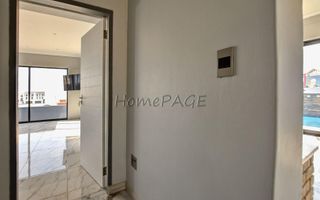 4 Bedroom House For Sale in Dolphin Beach
