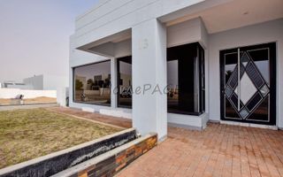 4 Bedroom House For Sale in Dolphin Beach