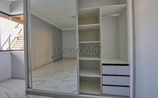 4 Bedroom House For Sale in Dolphin Beach