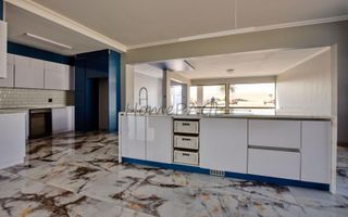 4 Bedroom House For Sale in Dolphin Beach