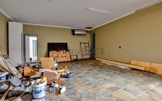 4 Bedroom House For Sale in Dolphin Beach
