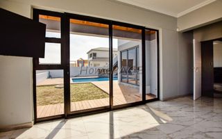 4 Bedroom House For Sale in Dolphin Beach