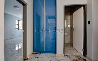 4 Bedroom House For Sale in Dolphin Beach