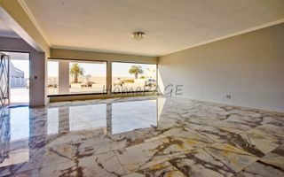 4 Bedroom House For Sale in Dolphin Beach