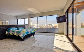 4 Bedroom House For Sale in Dolphin Beach