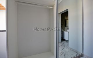4 Bedroom House For Sale in Dolphin Beach