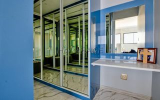 4 Bedroom House For Sale in Dolphin Beach