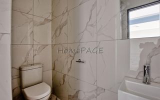 4 Bedroom House For Sale in Dolphin Beach
