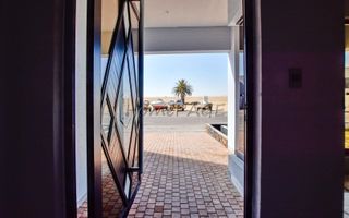 4 Bedroom House For Sale in Dolphin Beach