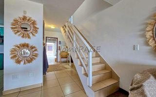 3 Bedroom House For Sale in Long Beach