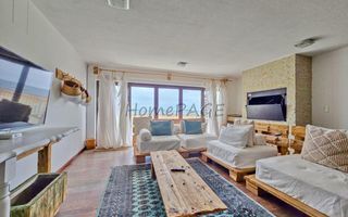 3 Bedroom House For Sale in Long Beach