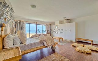 3 Bedroom House For Sale in Long Beach