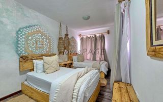 3 Bedroom House For Sale in Long Beach