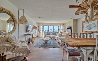 3 Bedroom House For Sale in Long Beach