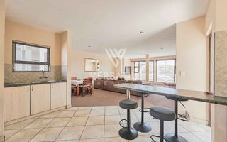 3 Bedroom House To Rent in Long Beach