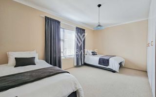 3 Bedroom House To Rent in Long Beach