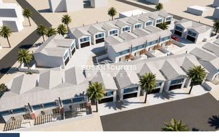 3 Bedroom House For Sale in Tamariskia, Swakopmund