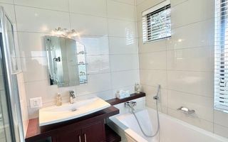 4 Bedroom House For Sale in Afrodite Beach