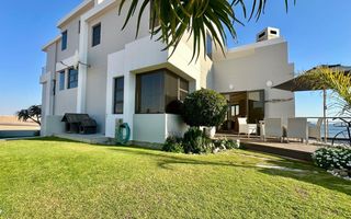 4 Bedroom House For Sale in Afrodite Beach