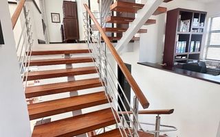 4 Bedroom House For Sale in Afrodite Beach