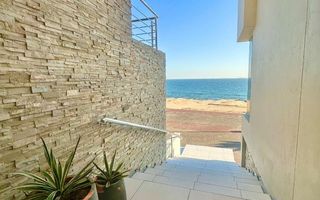 4 Bedroom House For Sale in Afrodite Beach