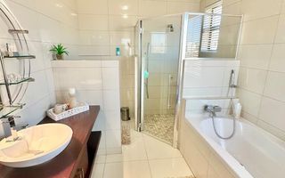 4 Bedroom House For Sale in Afrodite Beach