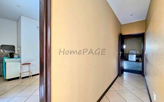 4 Bedroom House For Sale in Long Beach