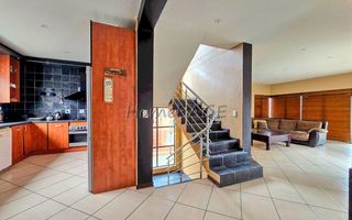 4 Bedroom House For Sale in Long Beach