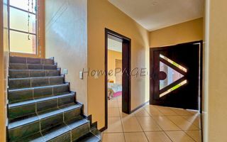 4 Bedroom House For Sale in Long Beach