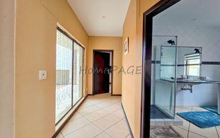 4 Bedroom House For Sale in Long Beach