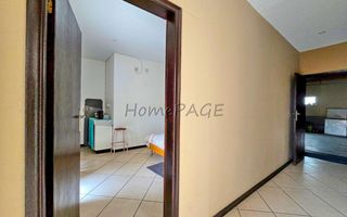 4 Bedroom House For Sale in Long Beach
