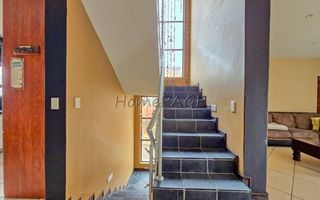 4 Bedroom House For Sale in Long Beach