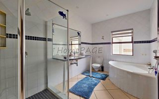 4 Bedroom House For Sale in Long Beach