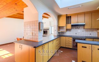 4 Bedroom House For Sale in Waterfront, Swakopmund