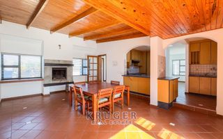 4 Bedroom House For Sale in Waterfront, Swakopmund