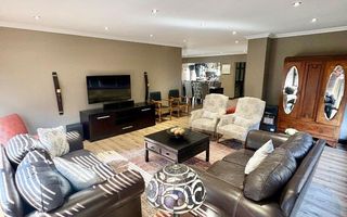 3 Bedroom House To Rent in Meersig