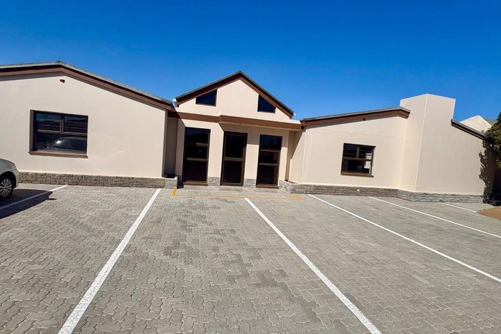 Office / Retail / Mixed Use To Rent in Walvis Bay Central