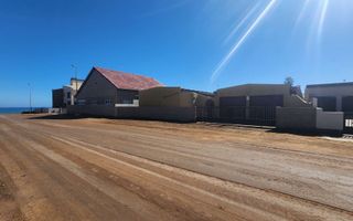 3 Bedroom House For Sale in Noord Duin, Henties Bay