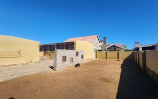 3 Bedroom House For Sale in Noord Duin, Henties Bay