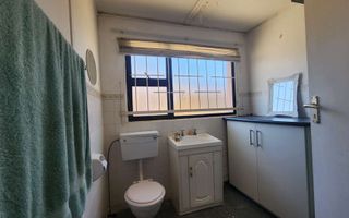 3 Bedroom House For Sale in Noord Duin, Henties Bay