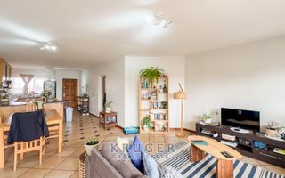 2 Bedroom Apartment For Sale in Swakopmund Central, Swakopmu...