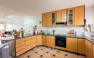 2 Bedroom Apartment For Sale in Swakopmund Central, Swakopmu...