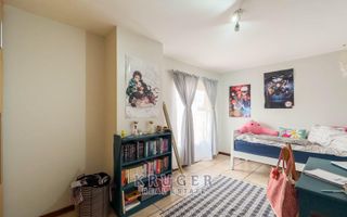 2 Bedroom Apartment For Sale in Swakopmund Central, Swakopmu...