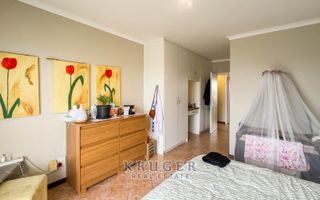 3 Bedroom Apartment For Sale in Swakopmund Central, Swakopmu...