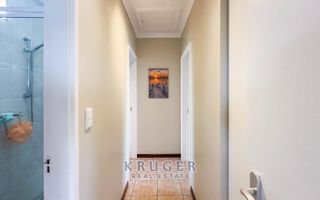 3 Bedroom Apartment For Sale in Swakopmund Central, Swakopmu...