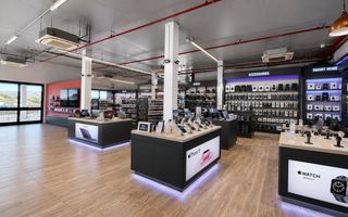 Office / Retail / Mixed Use To Rent in Lafrenz Industrial, W...